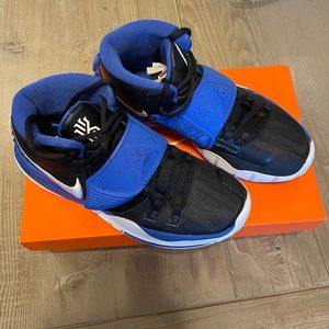 Kyrie 6 - size 6